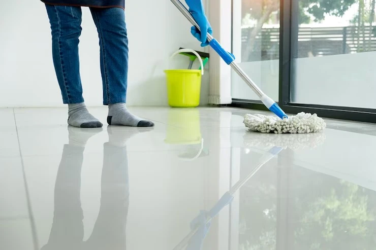 Limpeza de piso frio encardido