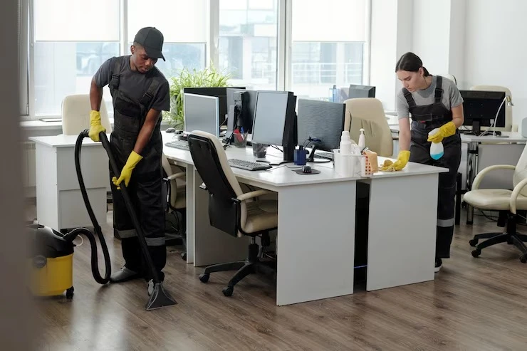 Limpeza pós obra comercial para escritórios em Cambé